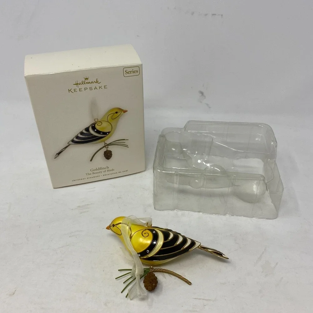 Hallmark‎ Keepsake Goldfinch Ornament 2008 Beauty of Birds Series Christmas Box